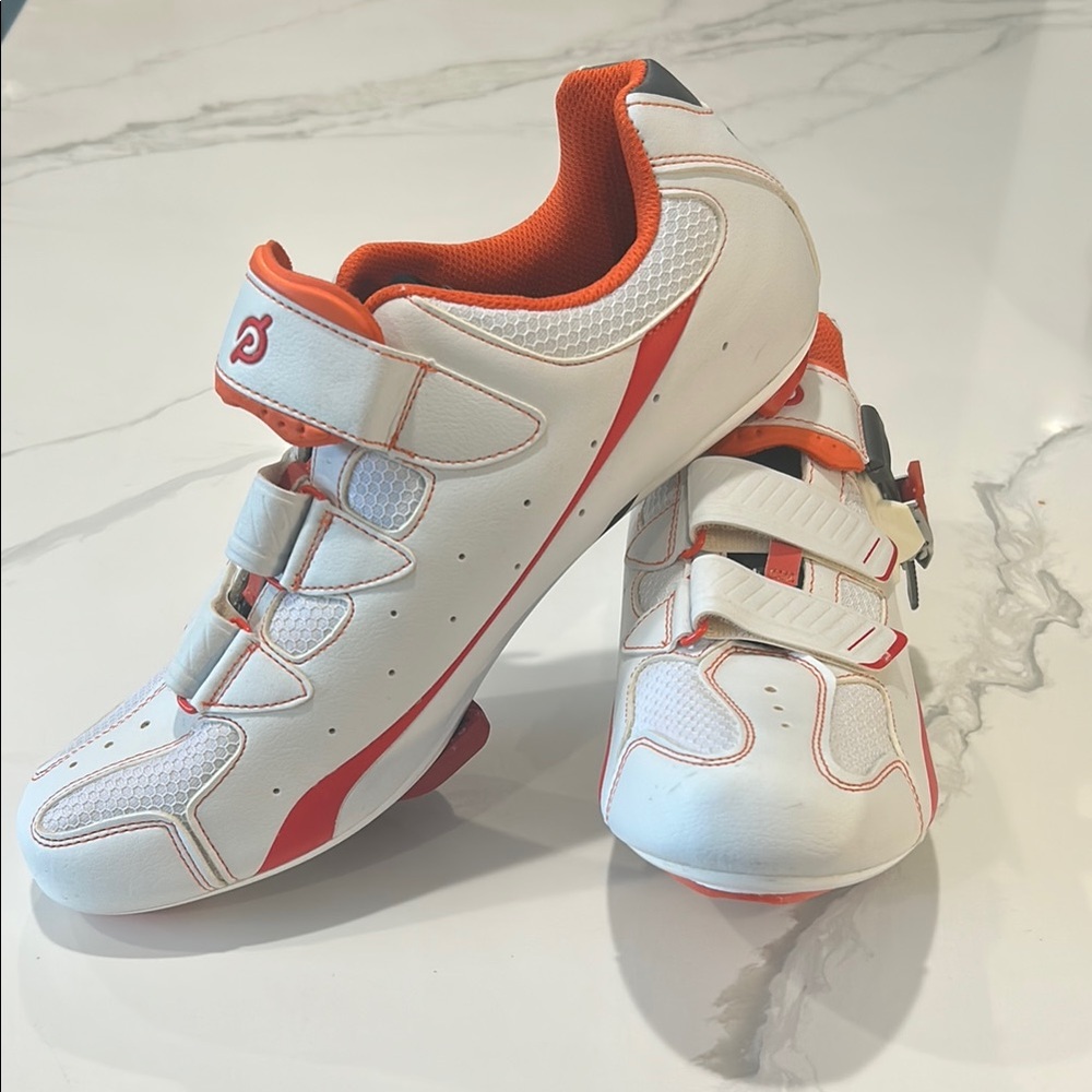 Men’s 11.5/12/EU45 Peleton White and Orange Cycling Shoes with Delta clips